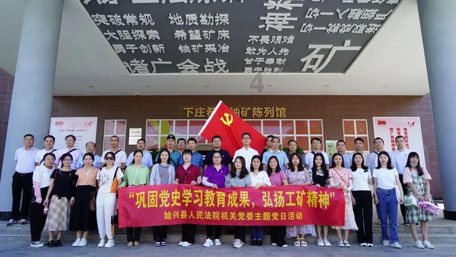 步伐·新春走基层丨藏在腊肠中的年味儿 商户：最多的一天灌了100多份
